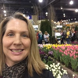 Meet your Posher, Stephanie